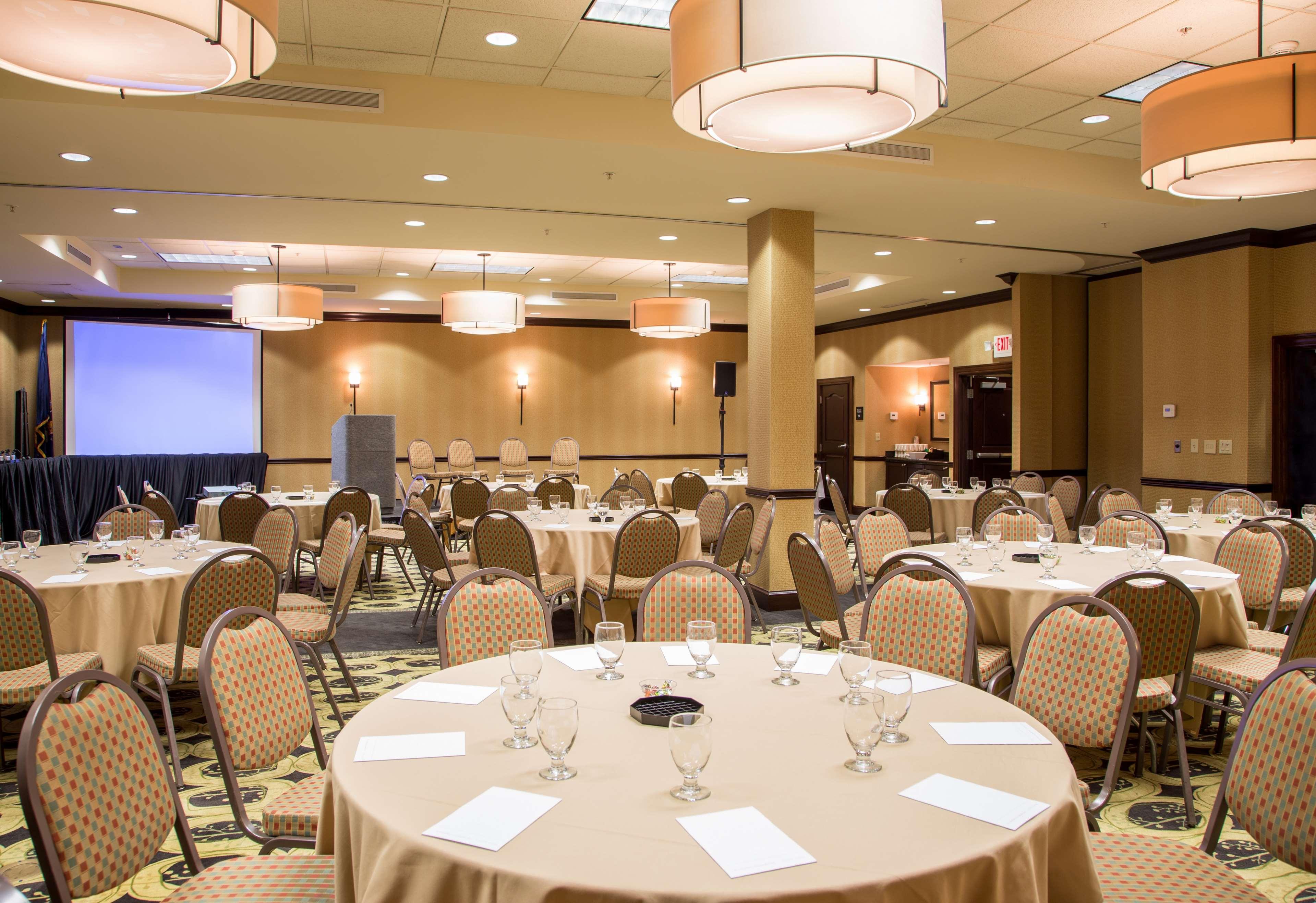 Hampton Inn & Suites Albany-Downtown Bagian luar foto