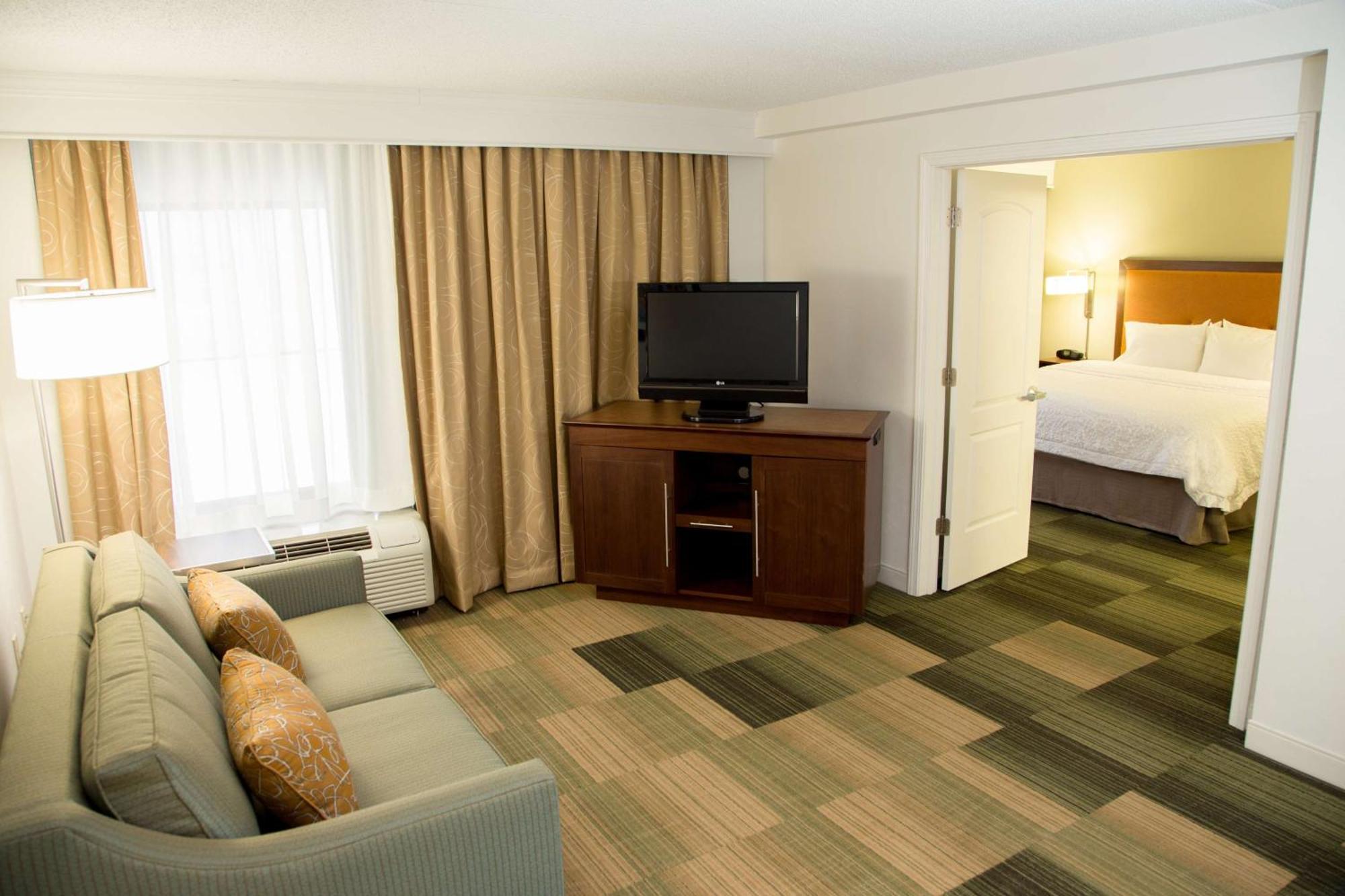 Hampton Inn & Suites Albany-Downtown Bagian luar foto