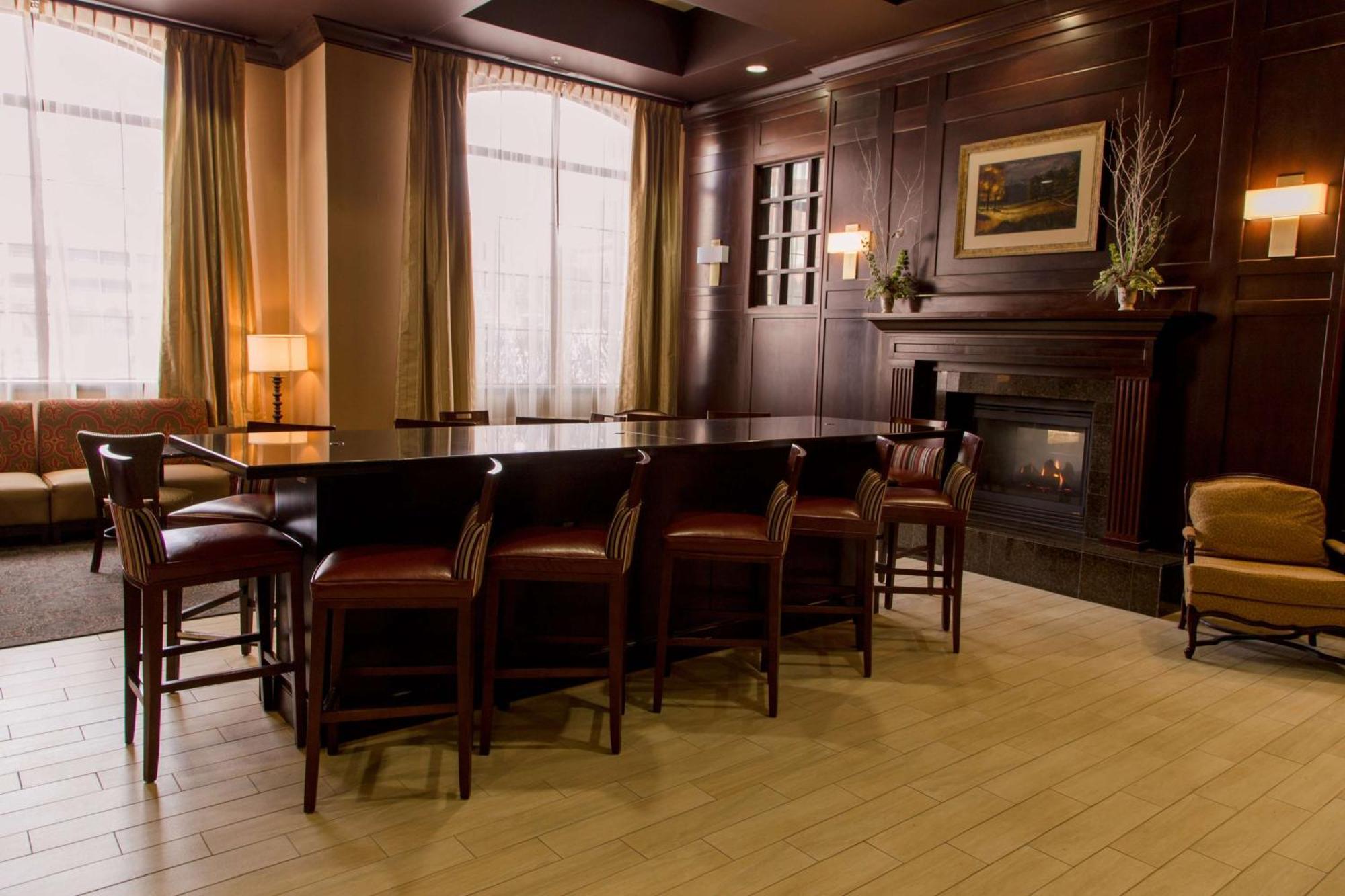 Hampton Inn & Suites Albany-Downtown Bagian luar foto
